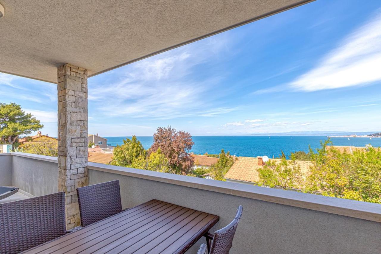 Villa Milena With Pool And Sea View Crveni Vrh Exterior photo
